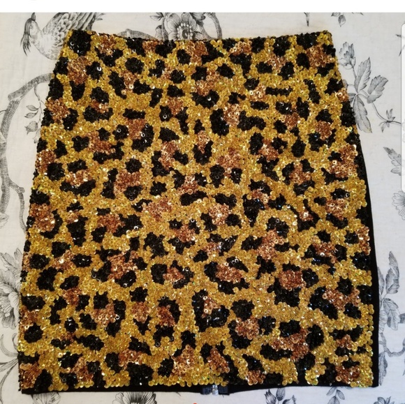 Discount Universe Dresses & Skirts - Discount Universe Leopard Print Sequined Skirt